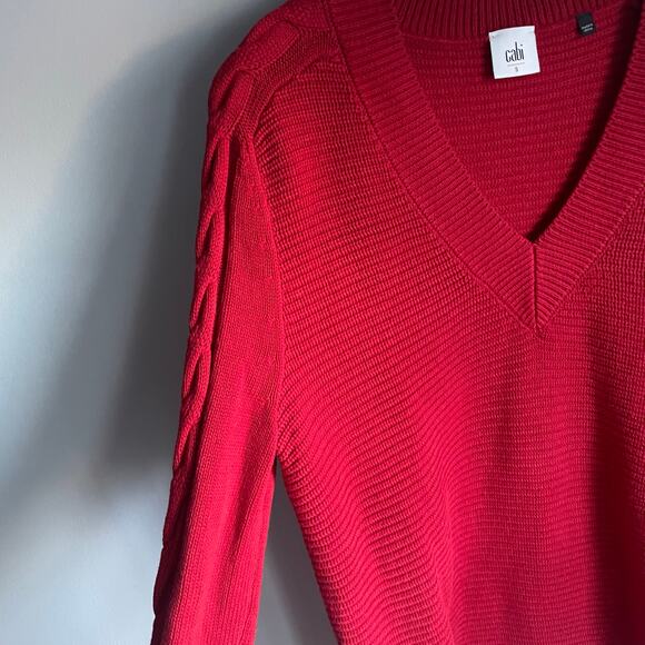 Cabi Red V-Neck Cableknit Sweater size Small Holiday - Picture 2 of 7